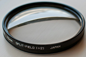 La lente split field (split diopter)